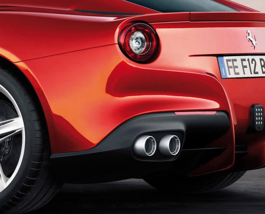  Ferrari F12berlinetta 2012 года  (фото 27 из 104)